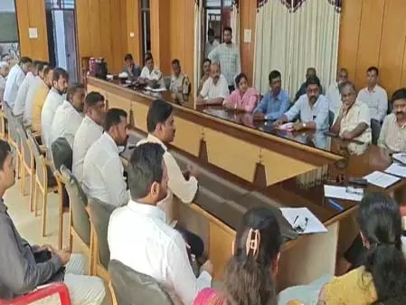 Minister संतोष लाड से धारवाड़ ध्वनि संगठन की मांग, किसानों के लिए खोले जाएं खरीद केंद्र Minister संतोष लाड से धारवाड़ ध्वनि संगठन की मांग, किसानों के लिए खोले जाएं खरीद केंद्र