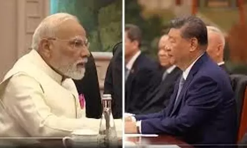 मोदी-शी की बैठक: व्यापार बढ़ाने और संतुलन पर हुई चर्चा मोदी-शी की बैठक: व्यापार बढ़ाने और संतुलन पर हुई चर्चा