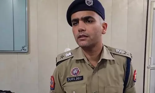 पुलिस हिरासत में युवक की संदिग्ध मौत, परिजनों ने लगाया हत्या का आरोप, मार्ग जाम कर प्रदर्शन पुलिस हिरासत में युवक की संदिग्ध मौत, परिजनों ने लगाया हत्या का आरोप, मार्ग जाम कर प्रदर्शन