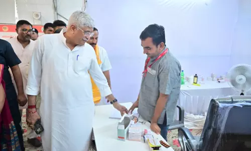Jaipur: नेत्र कुंभ शिविर का किया निरीक्षण, व्यवस्थाओं का लिया जायजा