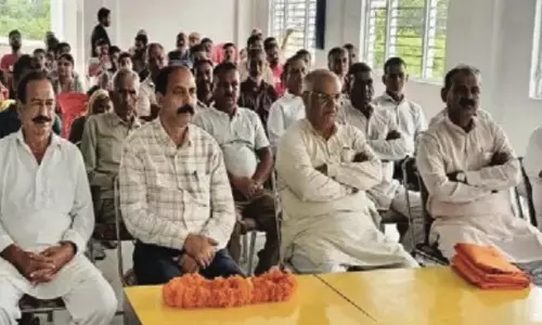 Jammu and Kashmir BJP ने प्रधानमंत्री मोदी के मन की बात के 125वें एपिसोड को सुना Jammu and Kashmir BJP ने प्रधानमंत्री मोदी के मन की बात के 125वें एपिसोड को सुना
