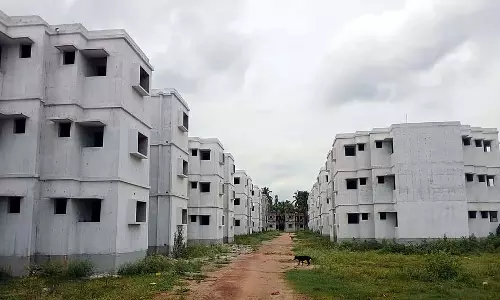 Channapatna : बीड़ी मजदूरों के लिए छत का सपना साकार हो रहा है Channapatna : बीड़ी मजदूरों के लिए छत का सपना साकार हो रहा है