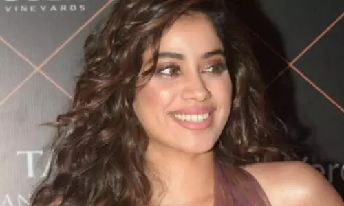 Janhvi Kapoor को जल्दी शादी और बहुत लंबे हनीमून की उम्मीद Janhvi Kapoor को जल्दी शादी और बहुत लंबे हनीमून की उम्मीद