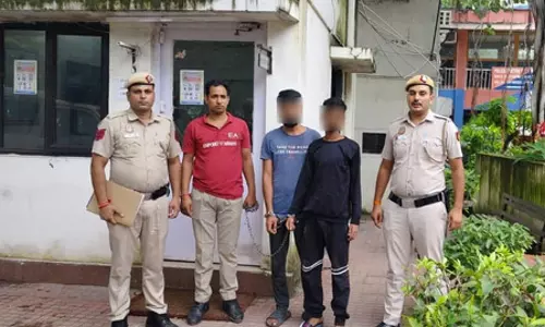 महापाप! मंदिर के दानपात्र से चोरी करने वाले दो गिरफ्तार, नकदी बरामद