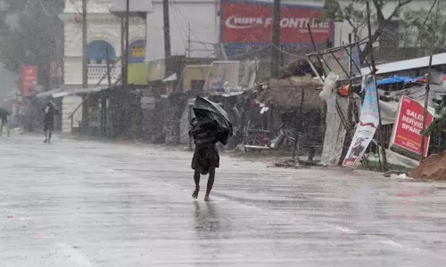Uttarakhand, हिमाचल प्रदेश और जम्मू-कश्मीर में मौसम खराब, अचानक बाढ़ की चेतावनी जारी Uttarakhand, हिमाचल प्रदेश और जम्मू-कश्मीर में मौसम खराब, अचानक बाढ़ की चेतावनी जारी