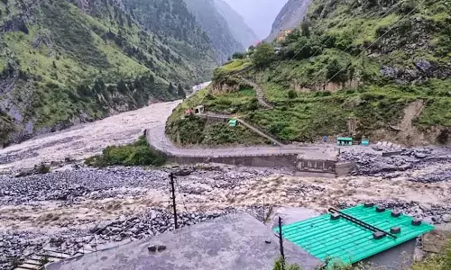 Himachal में भारी बारिश की चेतावनी, रेड अलर्ट जारी
