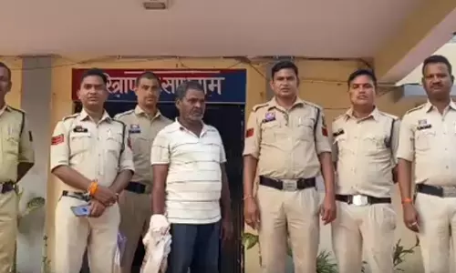 सरपंच की हरकत से पूरा गांव शर्मसार, महिला के साथ रेप की कोशिश