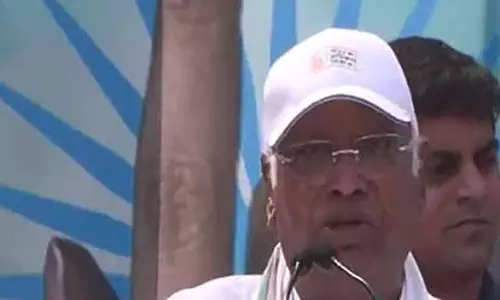 PM मोदी वोट चोरी के जरिए बिहार चुनाव जीतने की कोशिश कर रहे हैं: मल्लिकार्जुन खड़गे