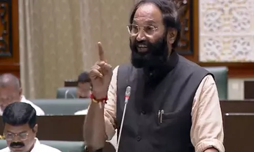 Uttam Reddy ने कालेश्वरम परियोजना को भारत की सबसे बड़ी मानव निर्मित वित्तीय आपदा बताया Uttam Reddy ने कालेश्वरम परियोजना को भारत की सबसे बड़ी मानव निर्मित वित्तीय आपदा बताया