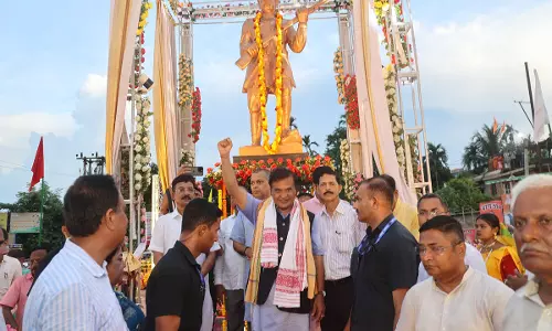CM सरमा ने सिलचर में स्वतंत्रता सेनानी मंगल पांडे की प्रतिमा का किया अनावरण