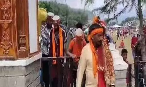 आपदाओं के बीच Chamba की मणिमहेश यात्रा संपन्न, 16 श्रद्धालुओं की मौत, हजारों बचाए गए आपदाओं के बीच Chamba की मणिमहेश यात्रा संपन्न, 16 श्रद्धालुओं की मौत, हजारों बचाए गए