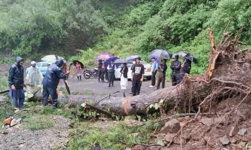 Himachal में भारी बारिश जारी, 4 जिलों के लिए रेड अलर्ट जारी Himachal में भारी बारिश जारी, 4 जिलों के लिए रेड अलर्ट जारी