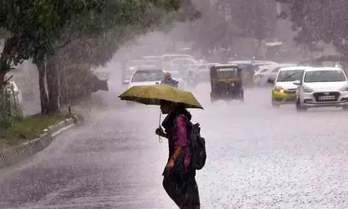 Telangana में फिर भारी बारिश.. मौसम विभाग ने जारी किया ऑरेंज अलर्ट..! Telangana में फिर भारी बारिश.. मौसम विभाग ने जारी किया ऑरेंज अलर्ट..!