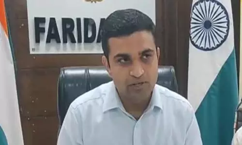 बाढ़ की आशंका, यमुना किनारे रह रहे लोगों से ऊंचे स्थानों पर जाने की अपील बाढ़ की आशंका, यमुना किनारे रह रहे लोगों से ऊंचे स्थानों पर जाने की अपील