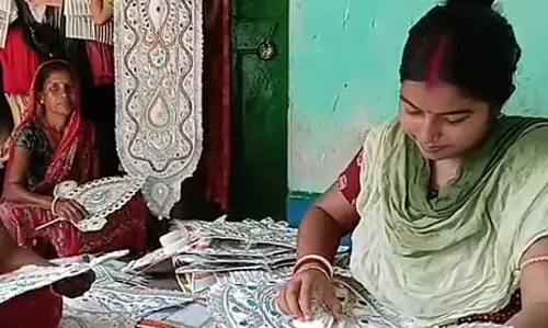 Malakar परिवार ने वित्तीय संकट पर बात की: आय में कमी के बावजूद माँ अभी भी भुगतान कर रही
