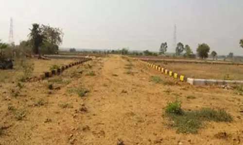 अजीज नगर में जमीन खरीद में पत्रकार को 3 लाख रुपये से अधिक का ठगी अजीज नगर में जमीन खरीद में पत्रकार को 3 लाख रुपये से अधिक का ठगी