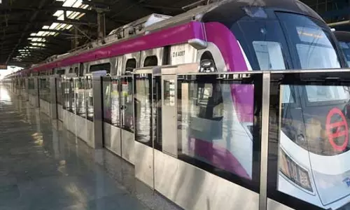 दिल्ली-एनसीआर में बारिश का दौर जारी, मेट्रो सेवाओं में मामूली बाधा