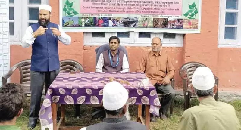लोलाब में मेरा रेशम मेरा अभिमान कार्यक्रम आयोजित हुआ लोलाब में मेरा रेशम मेरा अभिमान कार्यक्रम आयोजित हुआ