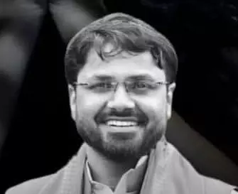 राहुल टिकरिहा ने आरोपकर्ता को बताया कथित चाचा राहुल टिकरिहा ने आरोपकर्ता को बताया कथित चाचा