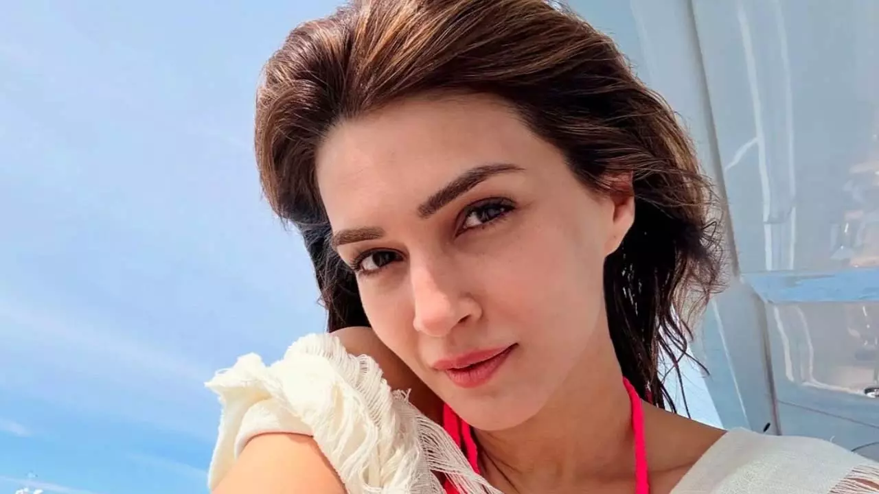 Kriti Sanon ने फिल्म उद्योग में पुरुष वर्चस्व की आलोचना की Kriti Sanon ने फिल्म उद्योग में पुरुष वर्चस्व की आलोचना की