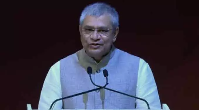 Semicon India 2025 वैष्णव ने भारत को बताया स्थिरता का प्रकाश स्तंभ, निवेशकों को दिया न्योता Semicon India 2025 वैष्णव ने भारत को बताया स्थिरता का प्रकाश स्तंभ, निवेशकों को दिया न्योता
