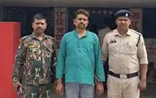 महिला व्यवसायी को ठगने वाला गिरफ्तार, छिपा था रायपुर में महिला व्यवसायी को ठगने वाला गिरफ्तार, छिपा था रायपुर में
