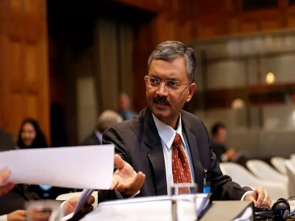 दीपक मित्तल UAE में भारत के अगले राजदूत नियुक्त दीपक मित्तल UAE में भारत के अगले राजदूत नियुक्त