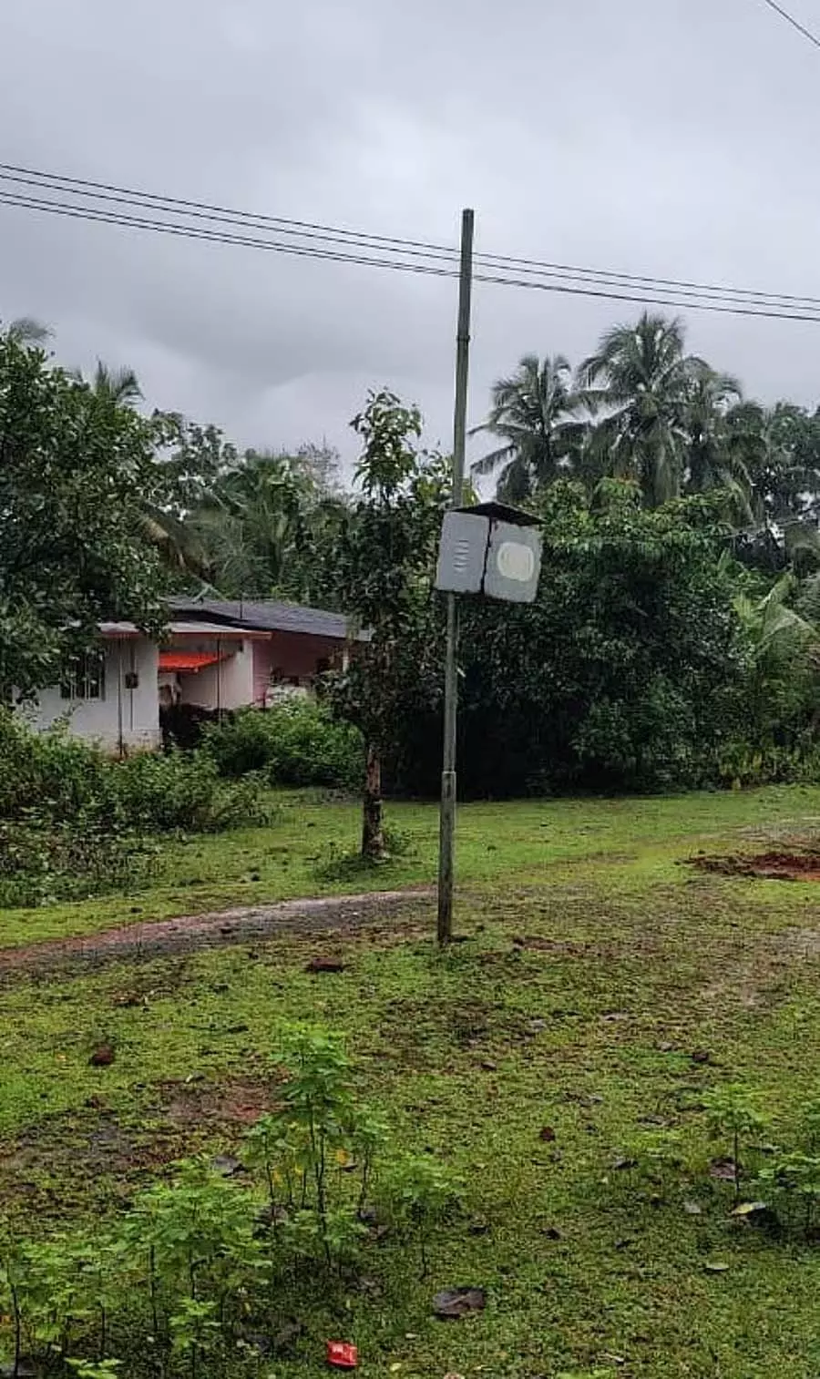 Byndoor : स्ट्रीट लाइटों का अनुचित रखरखाव Byndoor : स्ट्रीट लाइटों का अनुचित रखरखाव