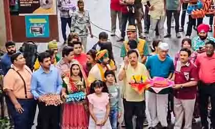Tarak Mehta की टीम को मिला मुंबई चा सेठ से खास सरप्राइज Tarak Mehta की टीम को मिला मुंबई चा सेठ से खास सरप्राइज