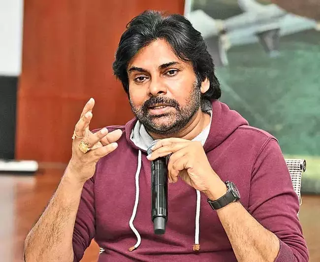 Andhra : मंत्रियों ने पवन कल्याण को जन्मदिन की शुभकामनाएं दीं Andhra : मंत्रियों ने पवन कल्याण को जन्मदिन की शुभकामनाएं दीं