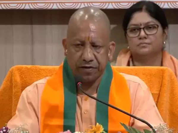 UP कैबिनेट ने आउटसोर्स सर्विस कॉर्पोरेशन, इलेक्ट्रिक बस योजना, नई निर्यात नीति, विश्वविद्यालय को मंजूरी दी UP कैबिनेट ने आउटसोर्स सर्विस कॉर्पोरेशन, इलेक्ट्रिक बस योजना, नई निर्यात नीति, विश्वविद्यालय को मंजूरी दी