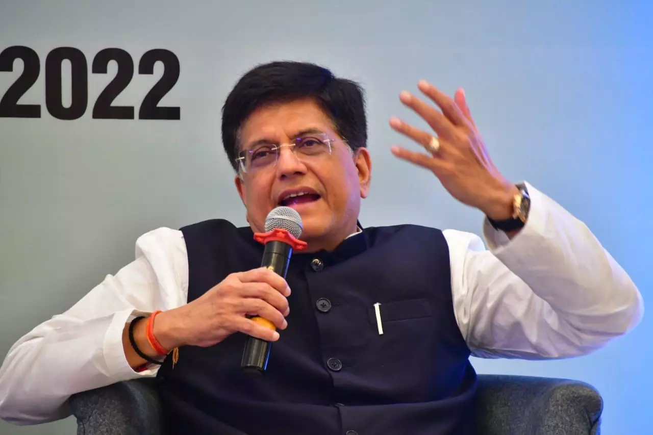 भारत अब वैश्विक स्तर पर बेजोड़ दरों पर चौबीसों घंटे नवीकरणीय ऊर्जा उपलब्ध करा रहा: Piyush Goyal भारत अब वैश्विक स्तर पर बेजोड़ दरों पर चौबीसों घंटे नवीकरणीय ऊर्जा उपलब्ध करा रहा: Piyush Goyal