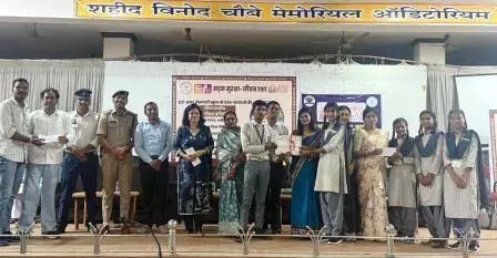 सड़क सुरक्षा जीवन रक्षा विषय पर जिला स्तरीय वाद-विवाद प्रतियोगिता संपन्न सड़क सुरक्षा जीवन रक्षा विषय पर जिला स्तरीय वाद-विवाद प्रतियोगिता संपन्न