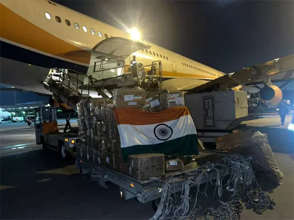 भारत ने काबुल में भूकंप से प्रभावित 21 टन सहायता पहुंचाई: विदेश मंत्री Jaishankar भारत ने काबुल में भूकंप से प्रभावित 21 टन सहायता पहुंचाई: विदेश मंत्री Jaishankar