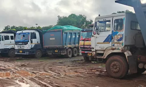 रायपुर : 13 हाईवा जब्त, रेत गिट्टी और मुरम के अवैध परिवहन पर एक्शन