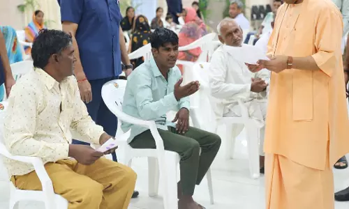 मुख्यमंत्री योगी ने कारागार प्रशासन एवं सुधार सेवाएं विभाग के कार्यां की समीक्षा की मुख्यमंत्री योगी ने कारागार प्रशासन एवं सुधार सेवाएं विभाग के कार्यां की समीक्षा की