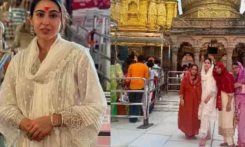 Sara Ali Khan :काशी विश्वनाथ मंदिर पहुंची सारा अली खान Sara Ali Khan :काशी विश्वनाथ मंदिर पहुंची सारा अली खान