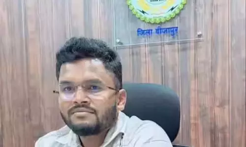 डिप्टी कलेक्टर की बढ़ी मुश्किलें