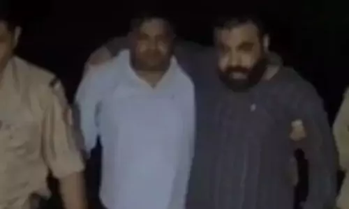 पुलिस मुठभेड़ में 25 हजार का इनामी गैंगस्टर घायल, साथी फरार