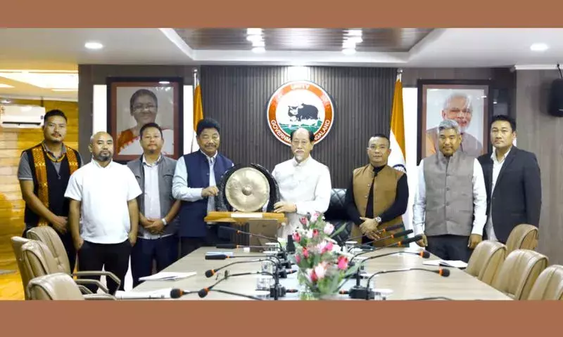 Nagaland: कोन्याक यूनियन ने सीएम रियो से सोम में नए जिले बनाने का आग्रह किया Nagaland: कोन्याक यूनियन ने सीएम रियो से सोम में नए जिले बनाने का आग्रह किया