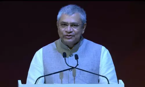 सेमीकॉन इंडिया: केंद्रीय मंत्री अश्विनी वैष्णव ने कहा- वैश्विक अनिश्चितता के बीच भारत स्थिरता का प्रतीक सेमीकॉन इंडिया: केंद्रीय मंत्री अश्विनी वैष्णव ने कहा- वैश्विक अनिश्चितता के बीच भारत स्थिरता का प्रतीक