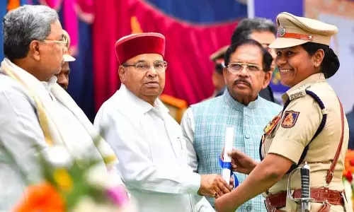 Karnataka : अंजुमला नायक को राष्ट्रपति पदक Karnataka : अंजुमला नायक को राष्ट्रपति पदक