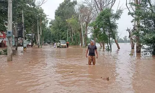 Gurdaspur में बाढ़ के मैदानों पर स्थित 450 गाँव