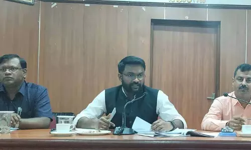 समय पर काम पूरा न होने पर जुर्माना: जिला पंचायत CEO