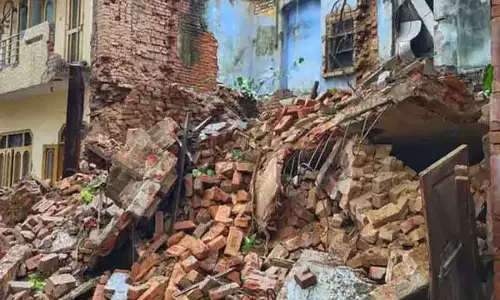Kapurthala में 80 साल पुरानी इमारत ढह गई