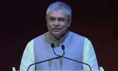 Semicon India 2025 वैष्णव ने भारत को बताया स्थिरता का प्रकाश स्तंभ, निवेशकों को दिया न्योता Semicon India 2025 वैष्णव ने भारत को बताया स्थिरता का प्रकाश स्तंभ, निवेशकों को दिया न्योता