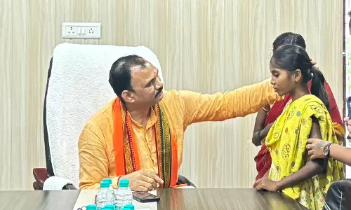 पापा, मैं ठीक हो जाऊंगी ना?, दिल की बीमारी से जूझ रही मासूम का सवाल, स्वास्थ्य मंत्री जायसवाल ने इलाज का दिया भरोसा