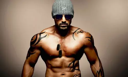 John Abraham ने फोर्स को रीबूट किया; फोर्स 3 के लिए भाव धूलिया के साथ काम किया John Abraham ने फोर्स को रीबूट किया; फोर्स 3 के लिए भाव धूलिया के साथ काम किया