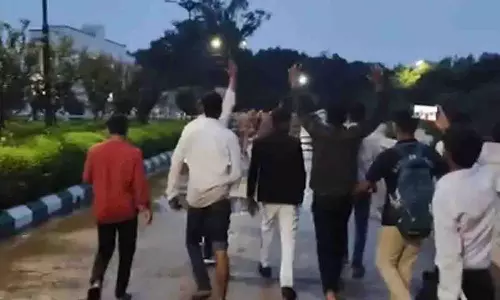 बाराबंकी लाठीचार्ज पर CM योगी सख्त, जांच के आदेश दिए बाराबंकी लाठीचार्ज पर CM योगी सख्त, जांच के आदेश दिए