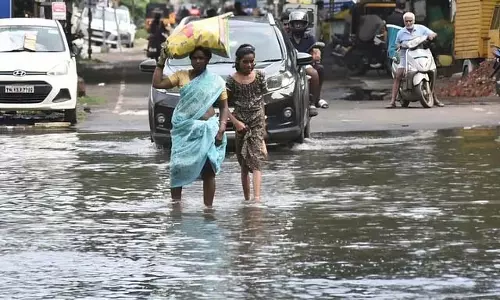 Chennai में दो दिन तक मध्यम बारिश की संभावना Chennai में दो दिन तक मध्यम बारिश की संभावना